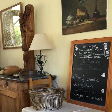 Restaurant Les Touristes فندق 2*