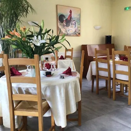 Restaurant Les Touristes فال لي با